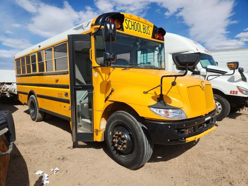2015 IC BUS PB105