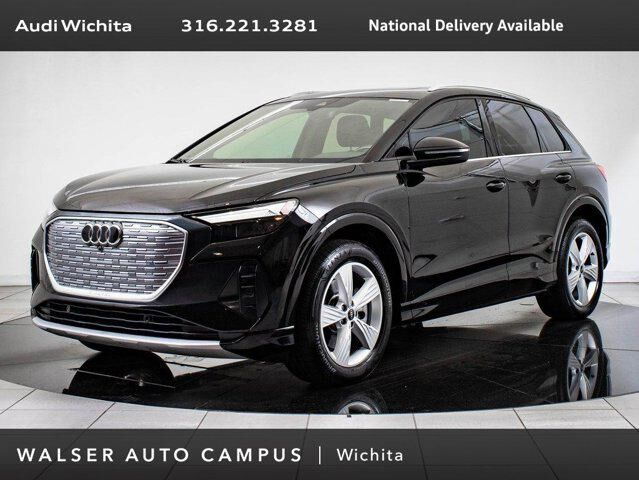 2022 AUDI Q4