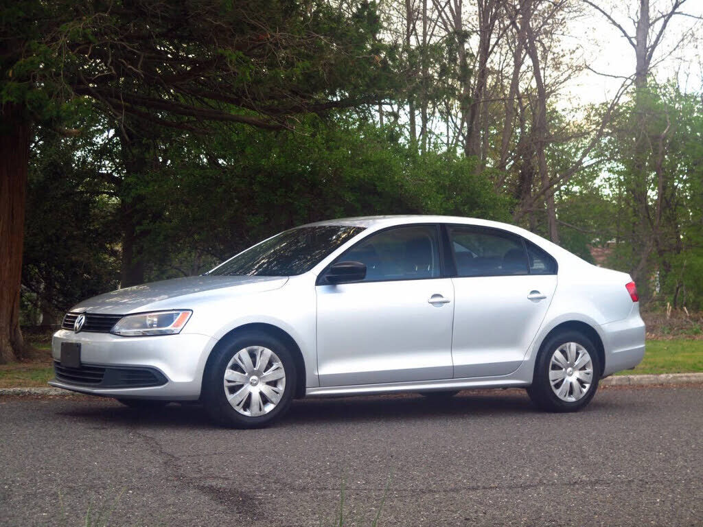 2012 VOLKSWAGEN Jetta