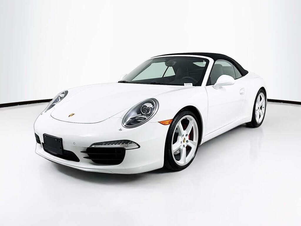 2016 PORSCHE 911
