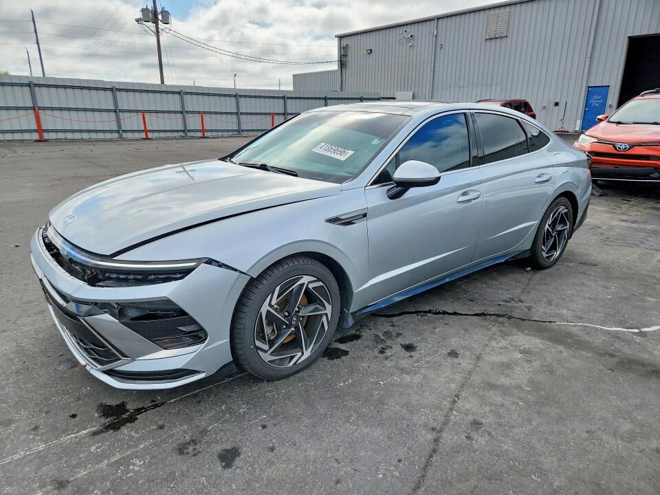 2024 HYUNDAI Sonata