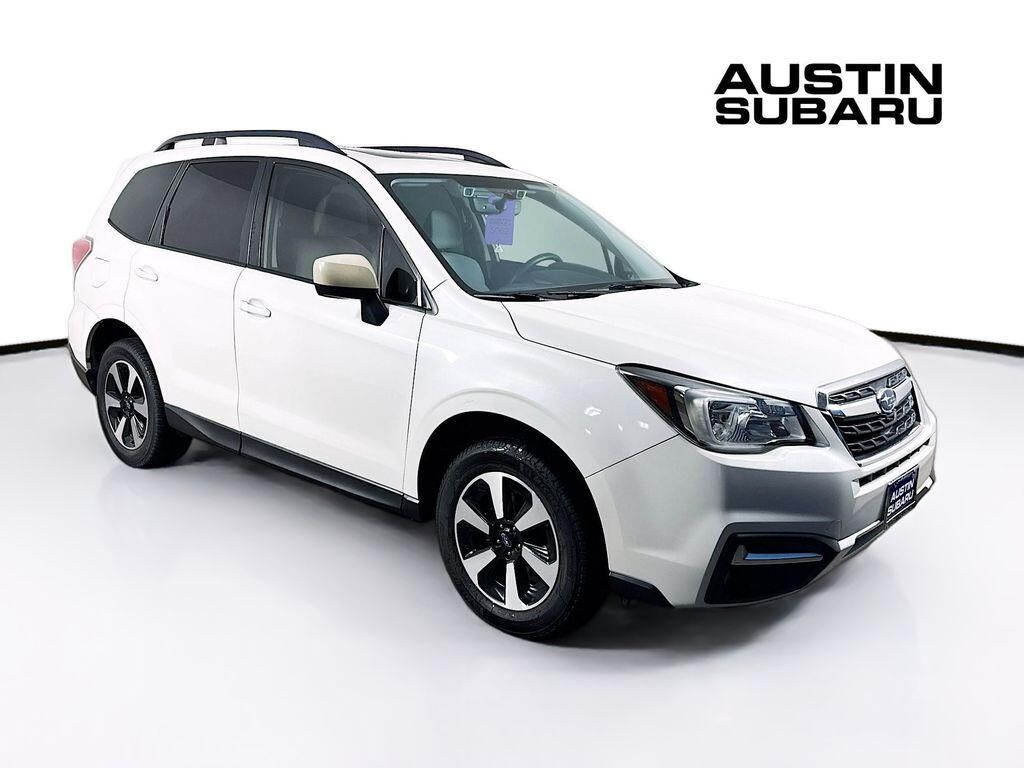 2017 SUBARU Forester