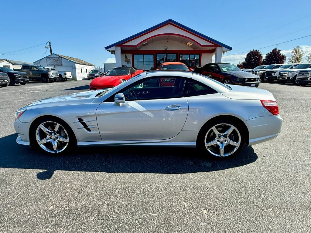 2013 MERCEDES-BENZ SL-Class