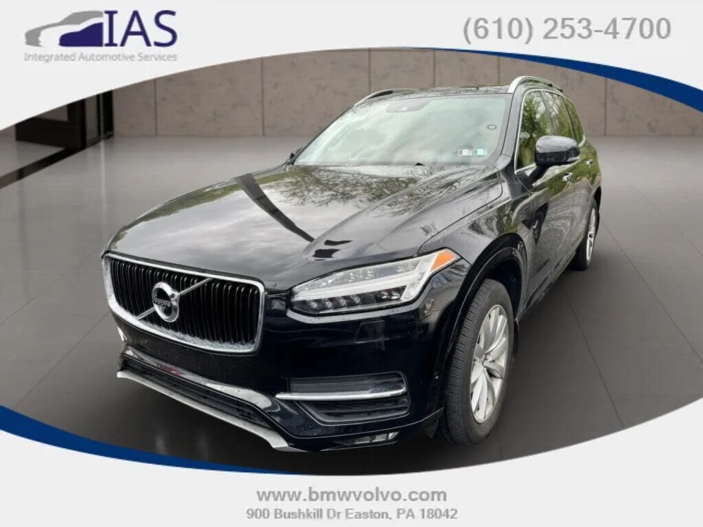 2017 VOLVO XC90