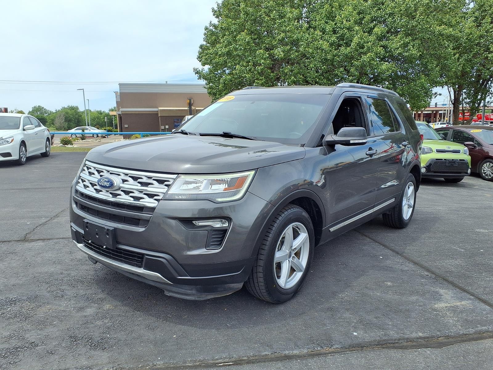 2018 FORD Explorer