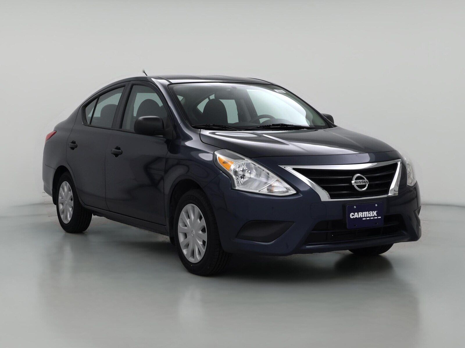 2015 NISSAN Versa