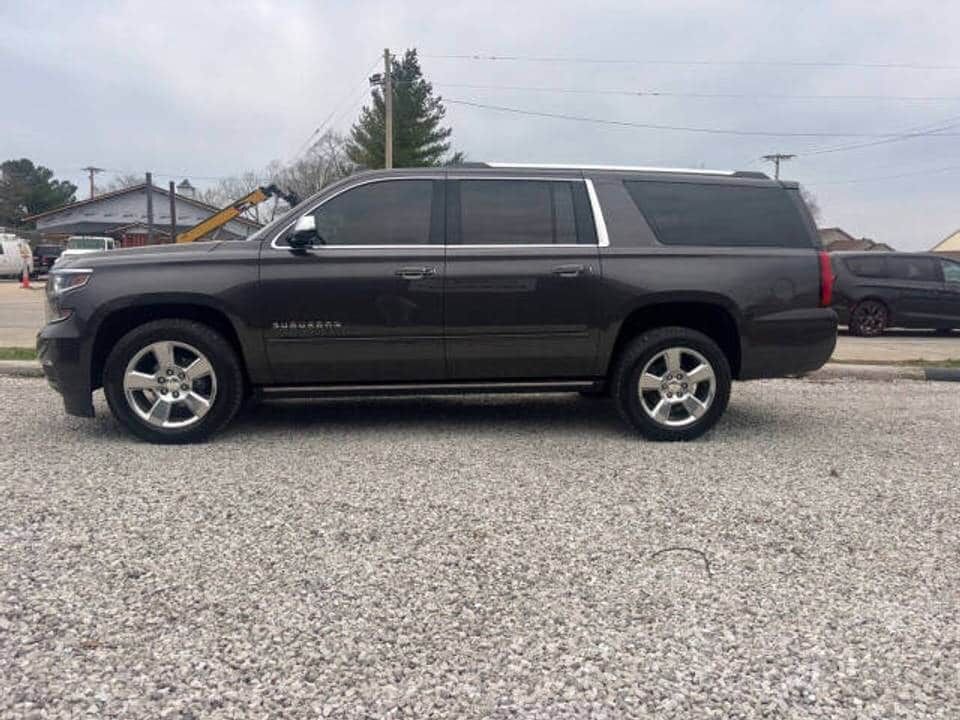 2017 CHEVROLET Suburban