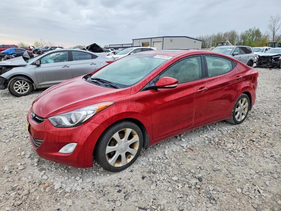 2013 HYUNDAI Elantra