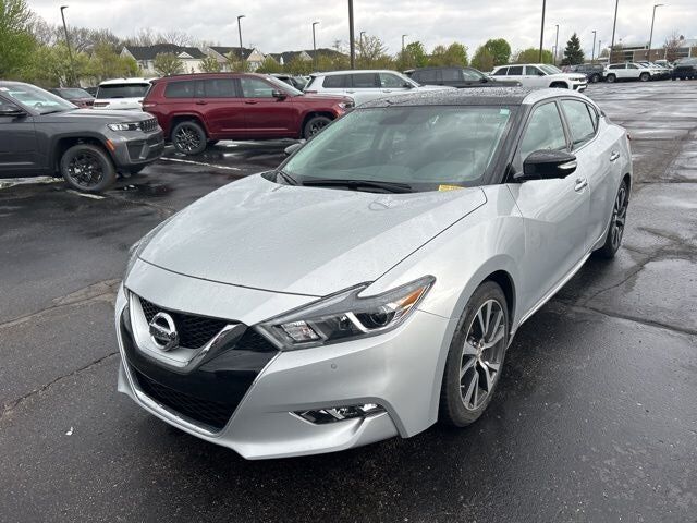 2016 NISSAN Maxima
