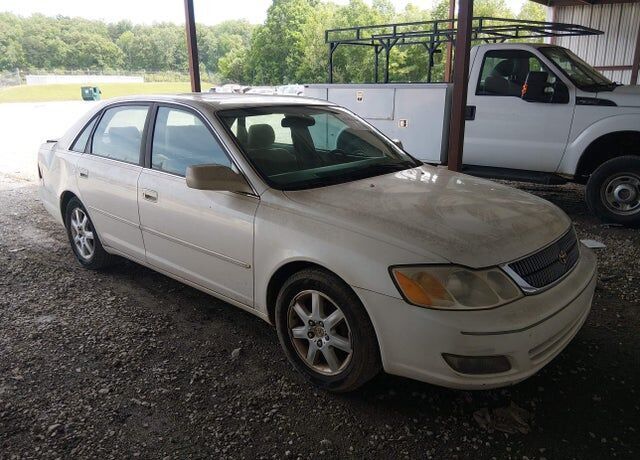2000 TOYOTA Avalon
