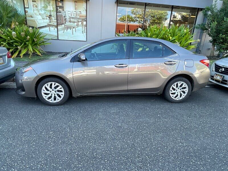 2018 TOYOTA Corolla