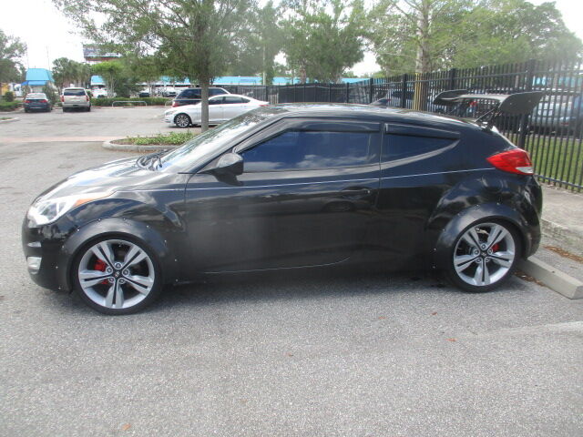 2016 HYUNDAI Veloster