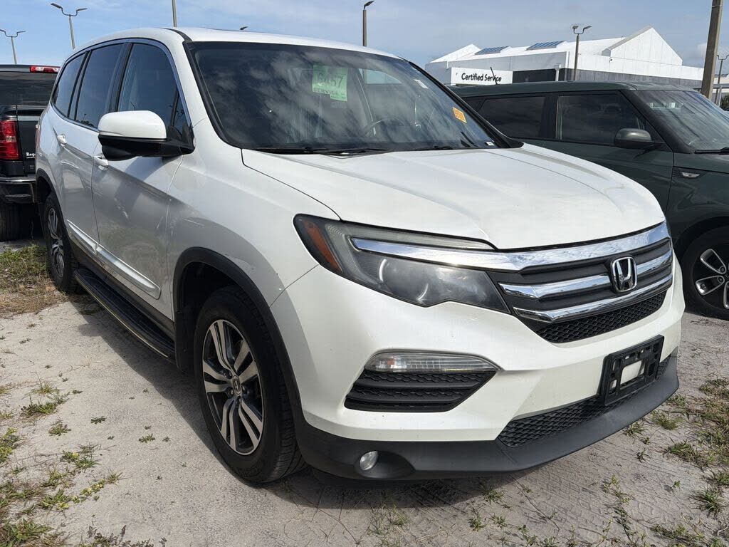 2017 HONDA Pilot