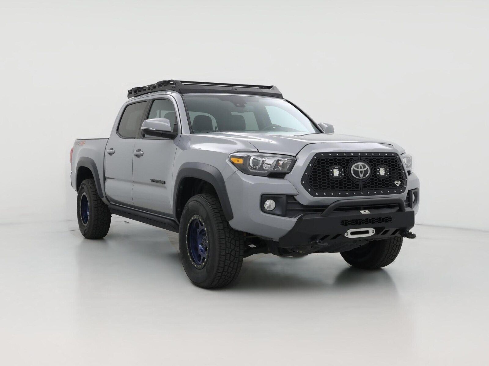 2018 TOYOTA Tacoma