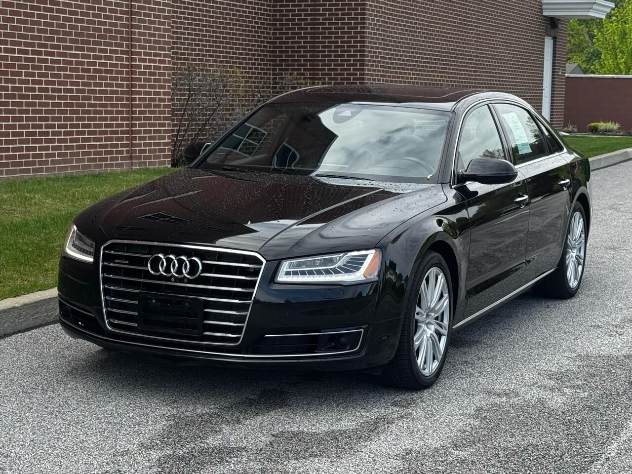 2016 AUDI A8