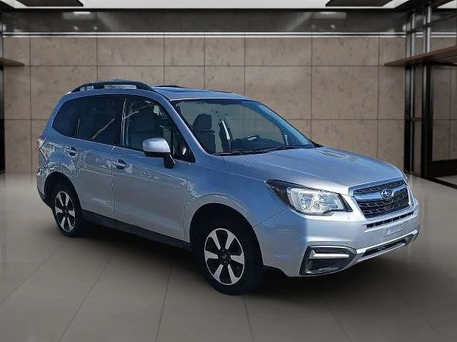 2017 SUBARU Forester