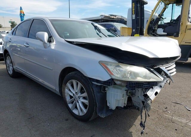 2011 LEXUS ES