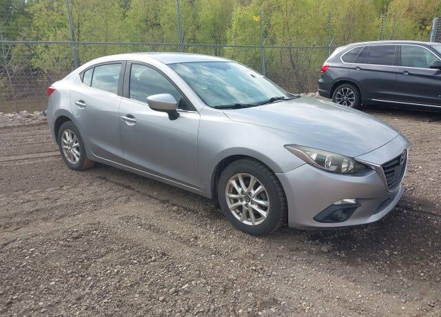 2015 MAZDA Mazda3