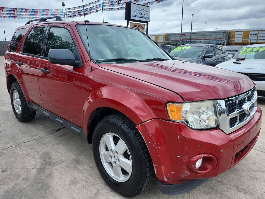 2010 FORD Escape
