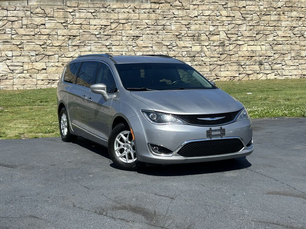 2019 CHRYSLER Pacifica