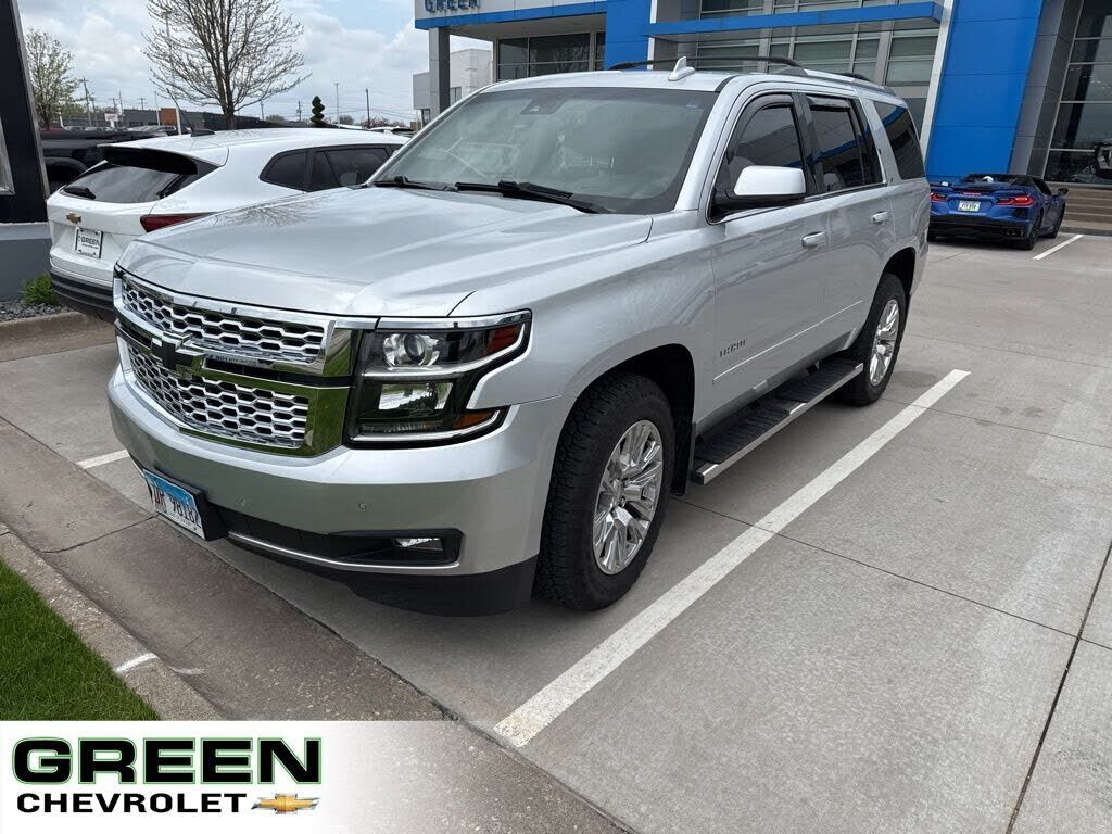 2017 CHEVROLET Tahoe