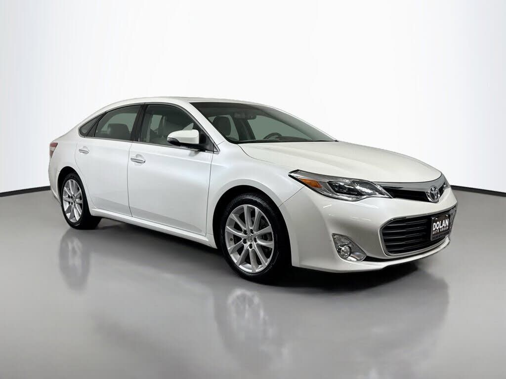 2014 TOYOTA Avalon