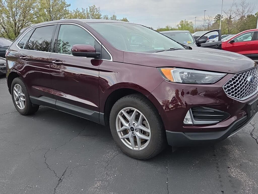 2024 FORD Edge