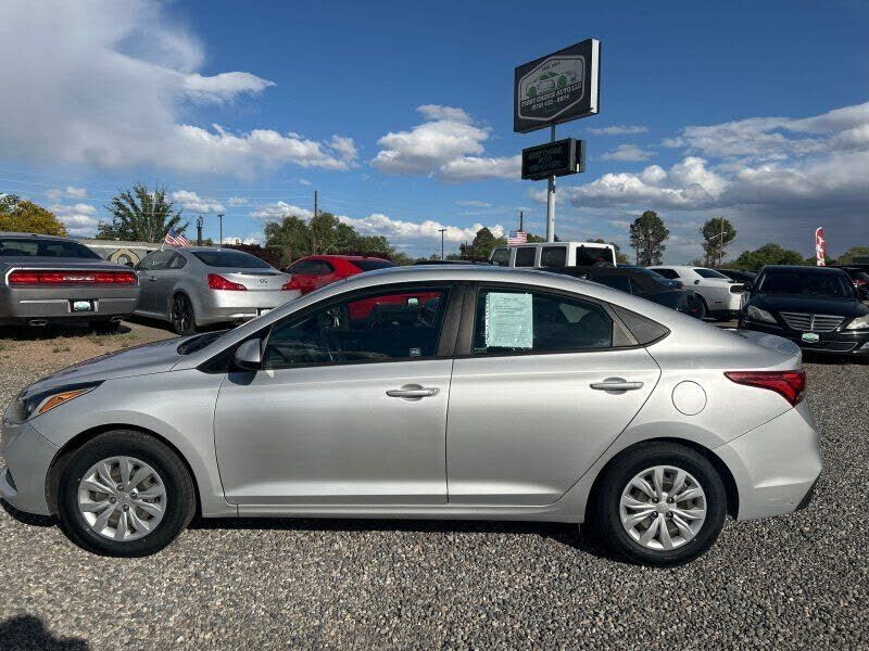 2021 HYUNDAI Accent