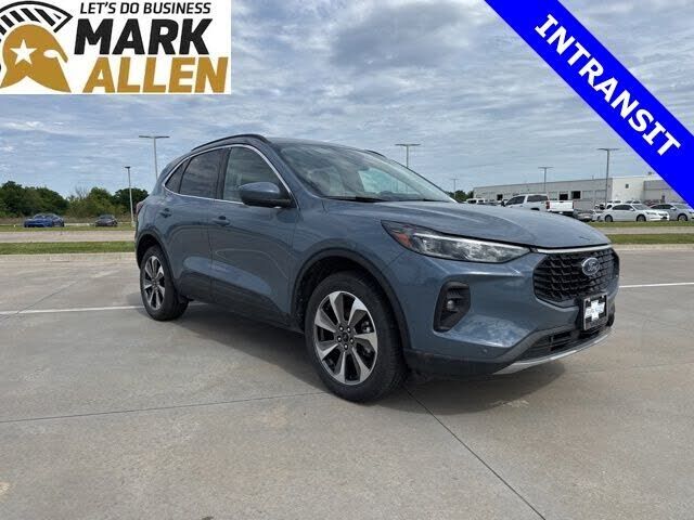2024 FORD Escape
