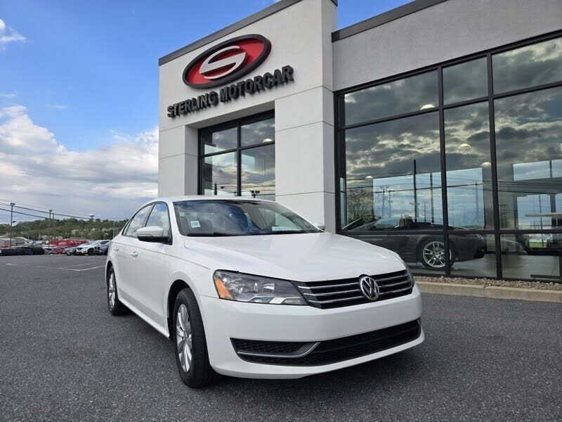 2014 VOLKSWAGEN Passat