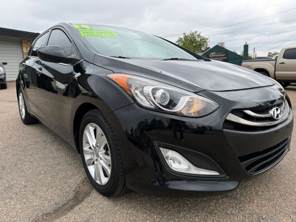 2014 HYUNDAI Elantra