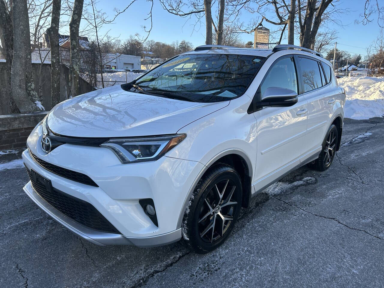 2016 TOYOTA RAV4