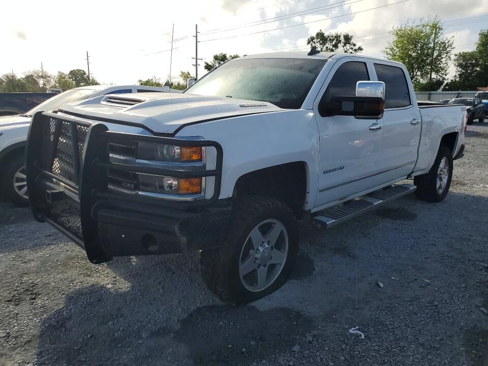 2018 CHEVROLET Silverado