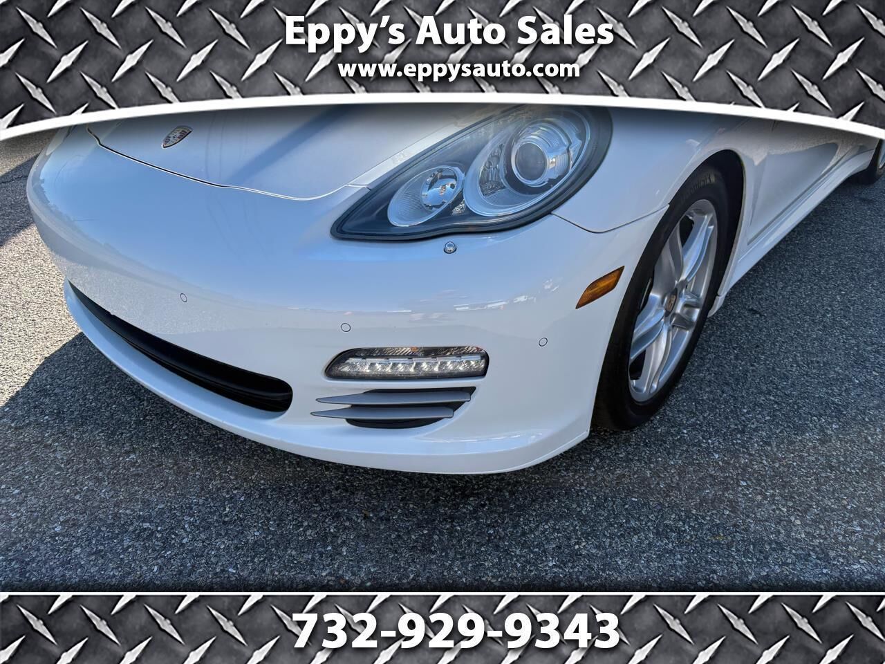 2011 PORSCHE Panamera
