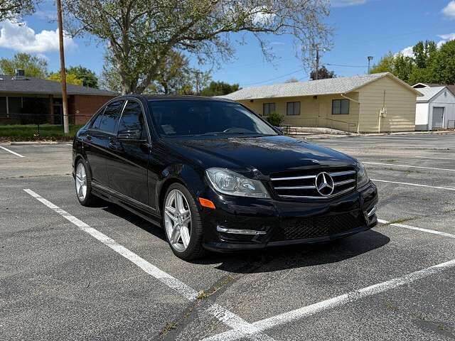 2014 MERCEDES-BENZ C-Class