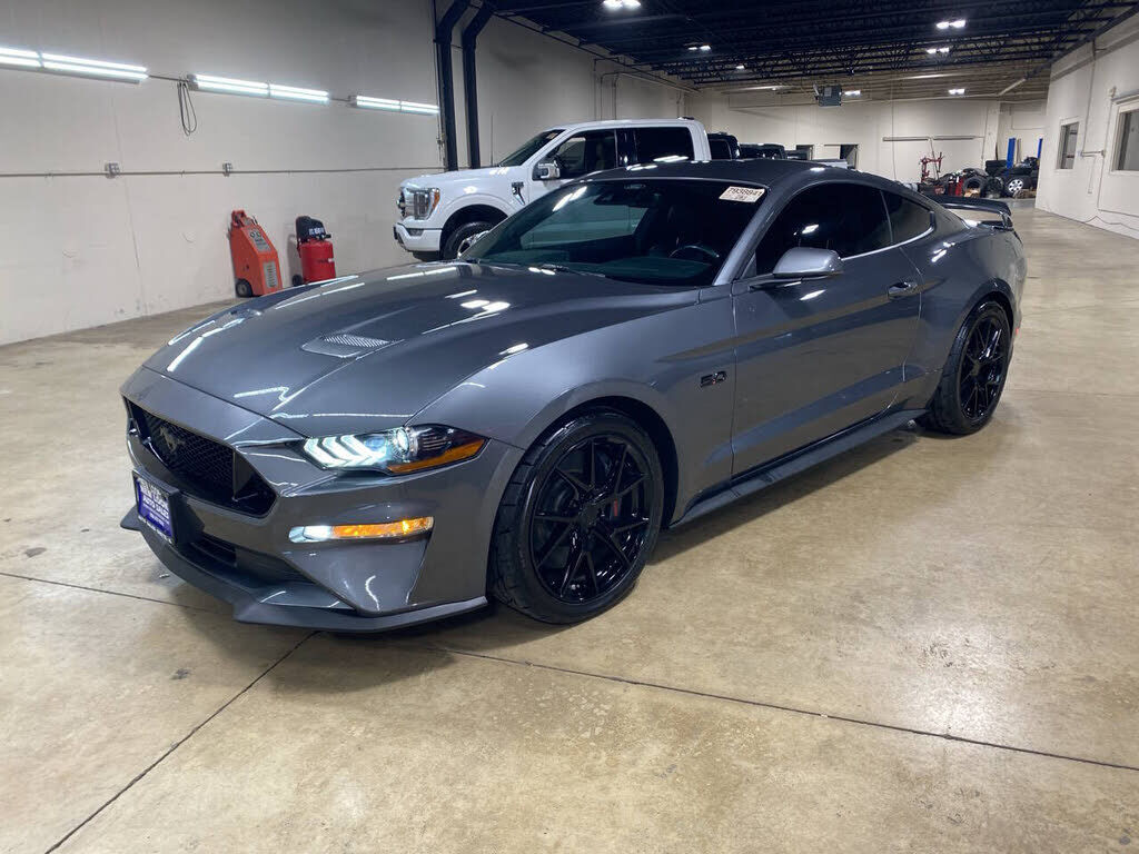 2021 FORD Mustang