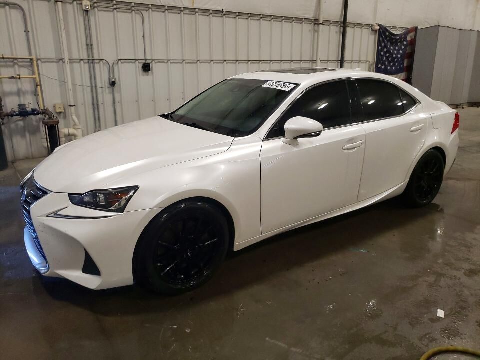 2017 LEXUS IS