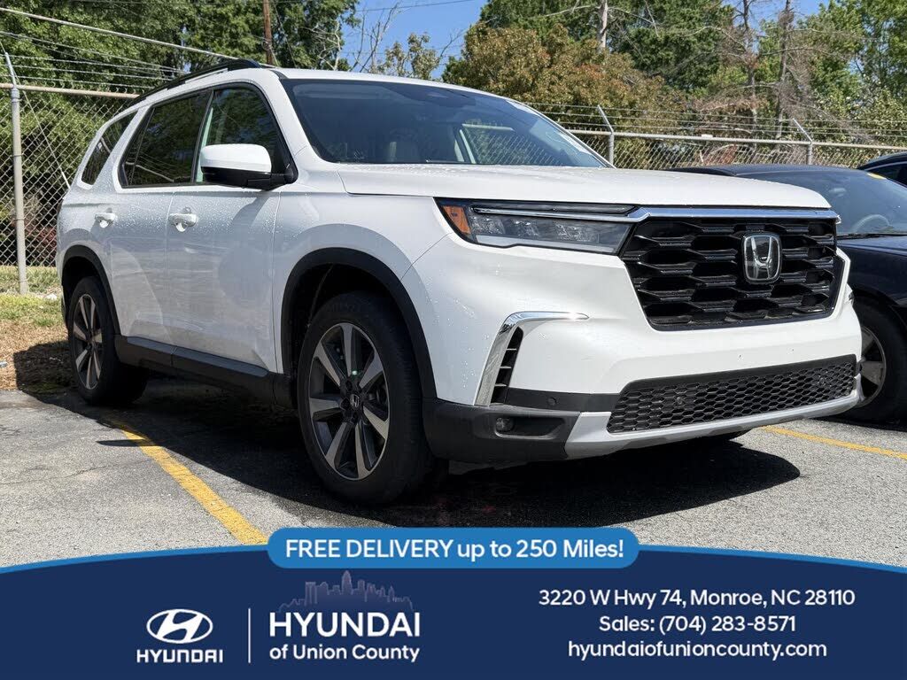 2023 HONDA Pilot