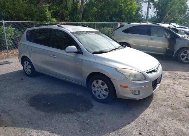 2010 HYUNDAI Elantra Touring