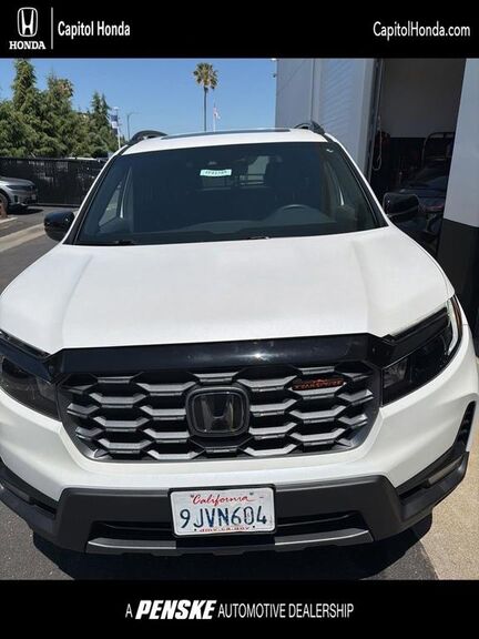 2023 HONDA Passport
