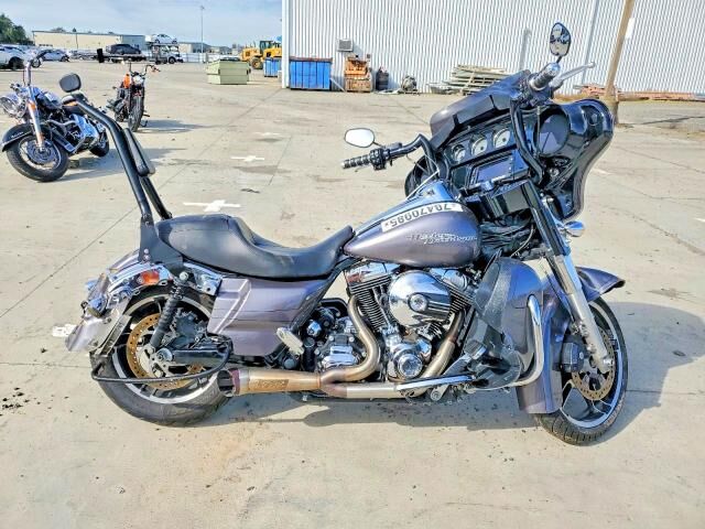 2014 HARLEY DAVIDSON Street Glide Special