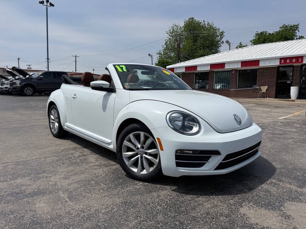 2017 VOLKSWAGEN Beetle