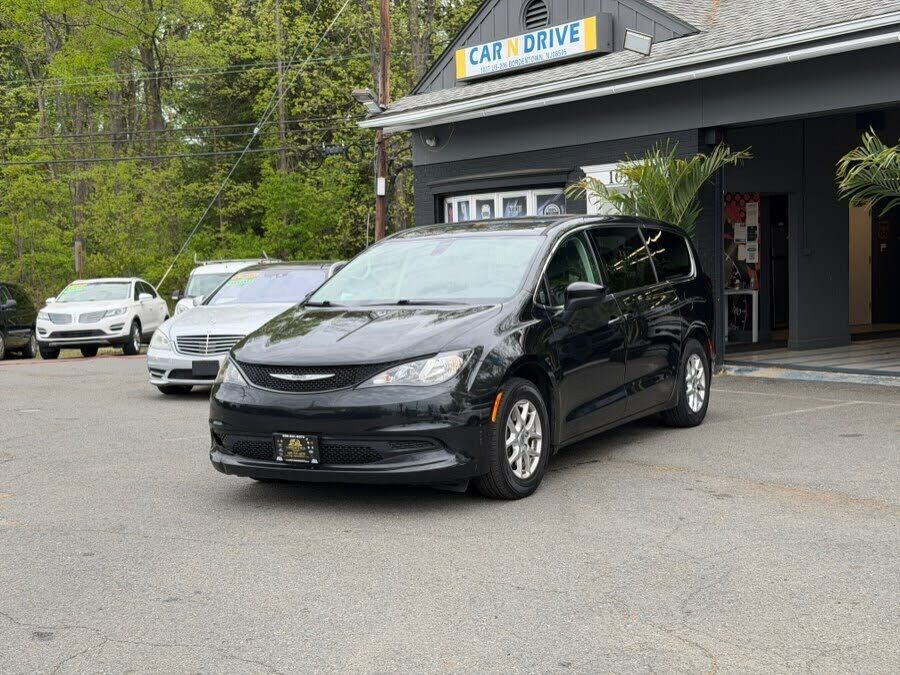 2022 CHRYSLER Pacifica