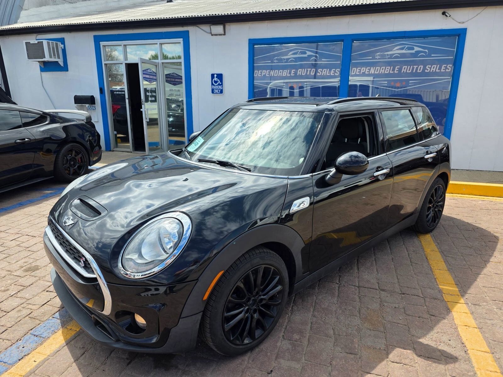 2016 MINI Clubman