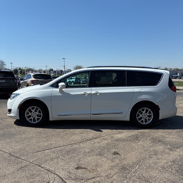 2020 CHRYSLER Pacifica