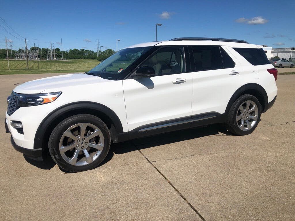 2020 FORD Explorer