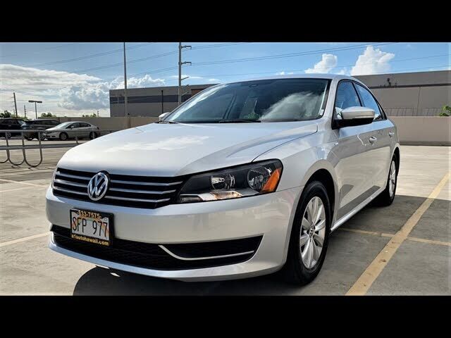 2014 VOLKSWAGEN Passat
