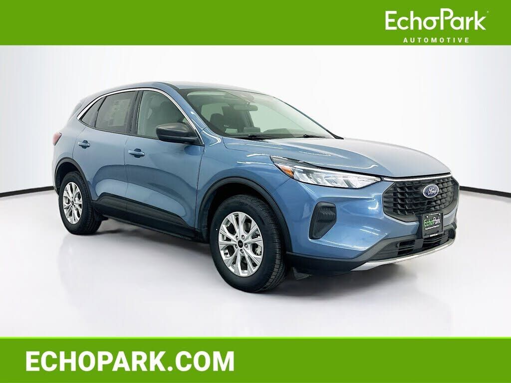 2024 FORD Escape