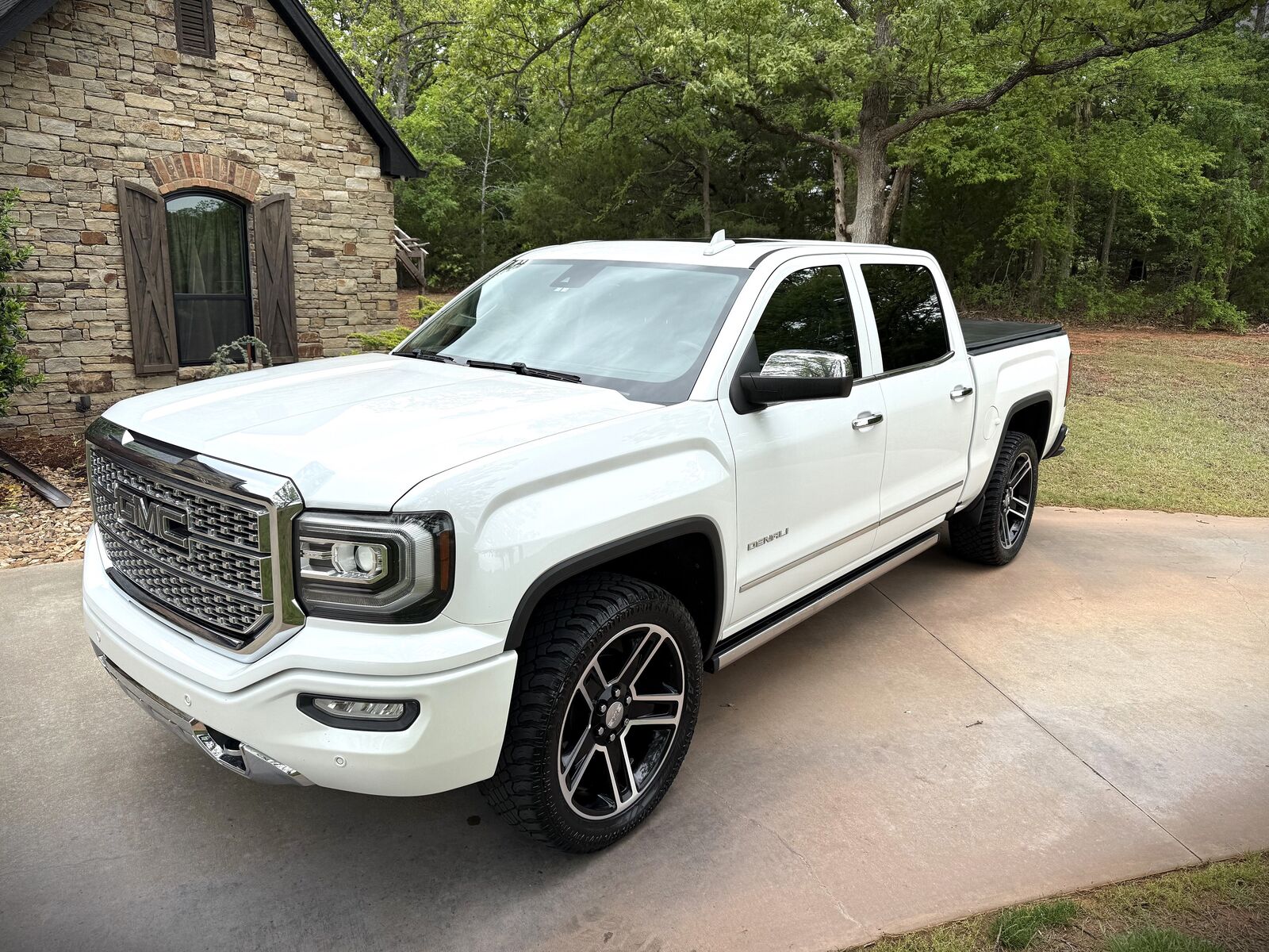 2016 GMC Sierra