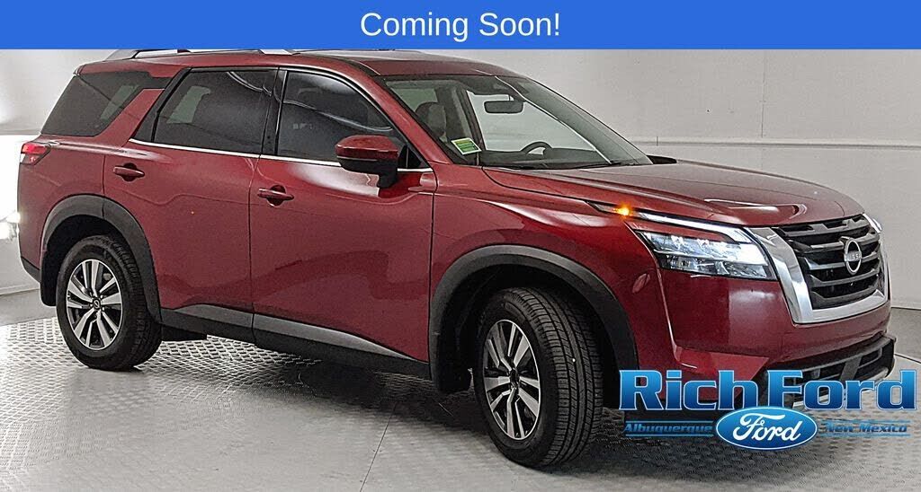 2024 NISSAN Pathfinder